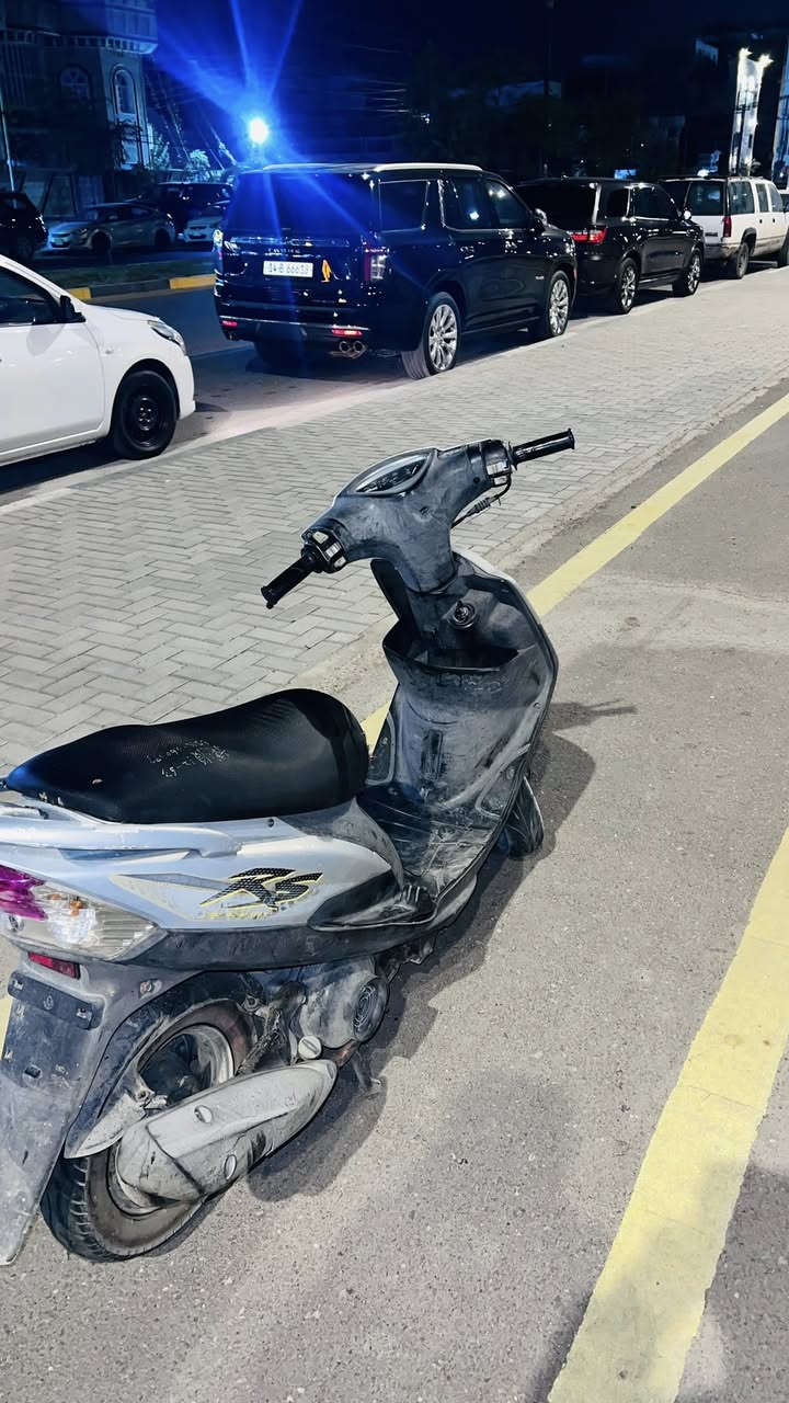 ماكس عدله لبيع دراجه ختم واحد ماصاره شهر من نازله ربه دراجه بلاديه من الطول لطول سعره 900 وبيه مجال الشراي يجي خاص او على هاذ الرقم ***********كلشي شغال نكره سلف مكاني بصره ياسين خريبط
