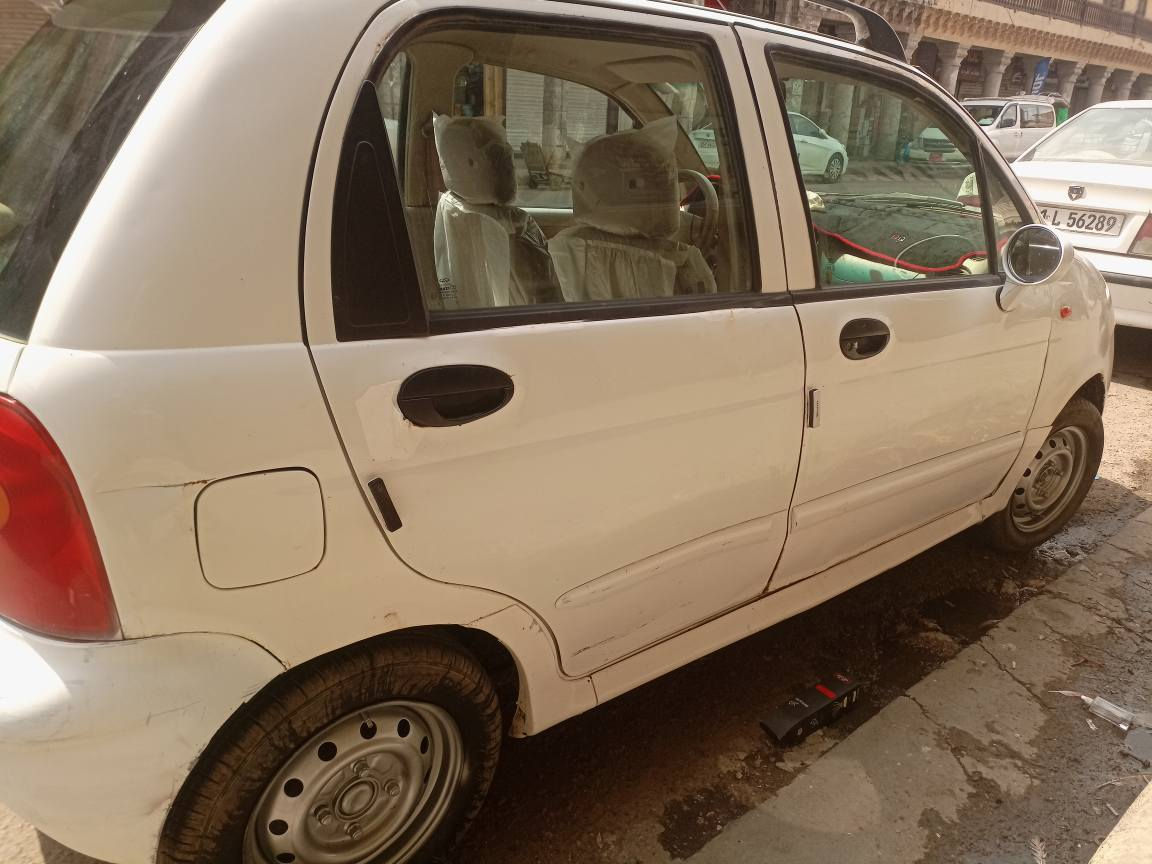 شيري كيو كيو 2013 سياره محرك نضيف كير اوتماتيك بحاله ممتازه داخل نضيف تحويل ثاني يوم وين متريد سنويه جديده رقم انكليزي السعر 25 وبيه مجال بسيط للاتصال *********** بغداد حي القاهره بغداد, العراق
