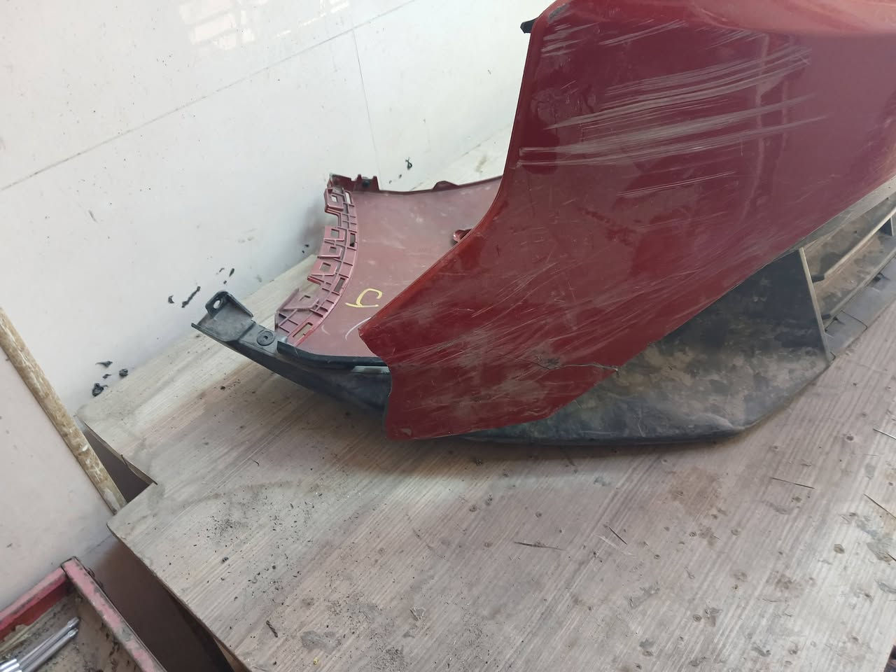 السلام عليكم من رخصة الادمن تصليح دعامية امامية  k4 m25 وإضافة ربع دعاميه الرياش لبيع وتصليح الدعاميات العنوان بغداد الأمين الثانيه *********** *********** ملاحظة تصليح وليست للبيع
