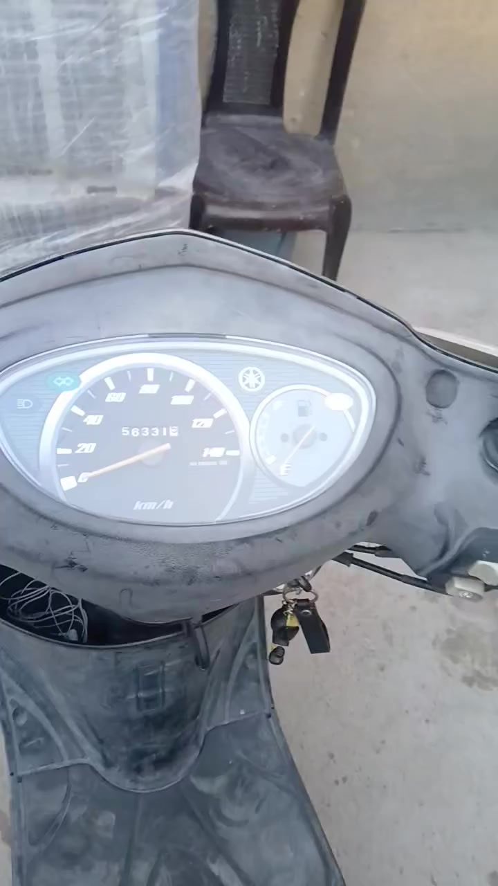 السلام عليكم بريز بغبغاء للبيع الدراجه رمبه برغي واحد مامفتوح بيها مكاني بغداد الشعب *********** السعر مليون و١٠٠
