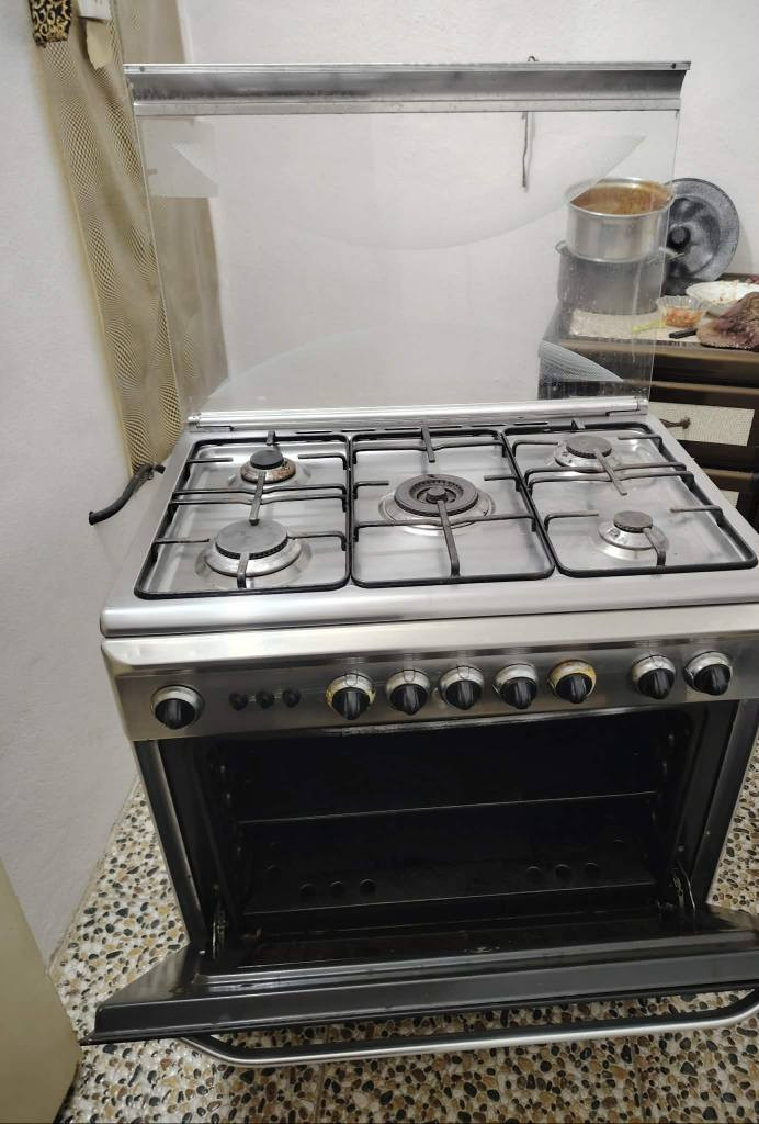 طباخ للبيع نضيف حيل مثل ما واضح بل صوره السعر 150الف وبي مجال بل موصل موصل, نينوى


**إذا كنت صاحب هذا الإعلان وتريد حذفه لأي سبب، رجاءا أرسل رسالة إلى الدعم الفني**