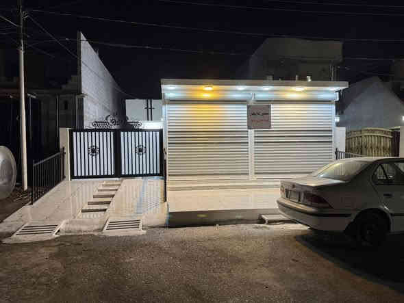 السلام عليكم محلين+  تواليت عمق 8صافي للايجار تفيذ الحلاقة وصالون وماركيت شارع  جامع الهدى عريض تجاري قادسيه ثانيه رقم هاتف ***********
