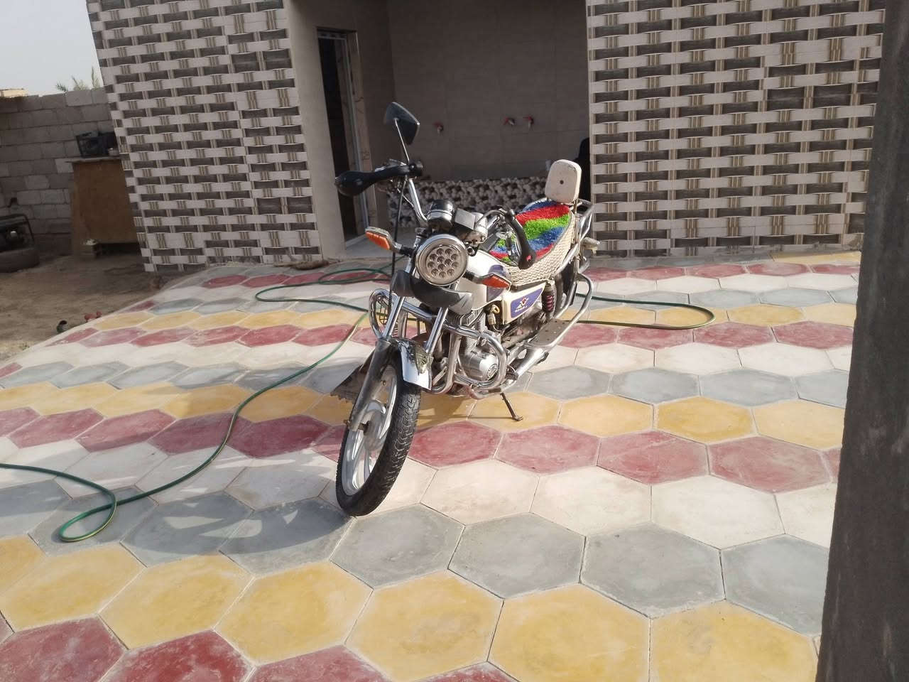 جونده للبيع موديل 2016 مكاني السماوه الرميثه النجمي ***********
