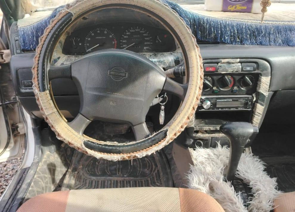 السلام عليكم
نيسان صني للبيع 
موديل ٩٧ 
سنوية بأسمي لغاية ٢٧
كير اتوماتيك 
السعر   ٣٩ 
العنوان ناحية الزاب الأسف 
***********
