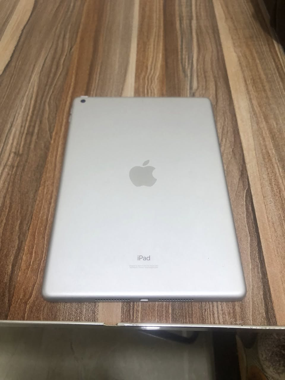 ايباد ايفون 9 استعمال بس 4 شهور جديد كلش مابي شخط واحد ويا لكارتونه مالته مساحة 64 ويا هدية قلم ايباد نوع الماستر سعره 325 وبي مجال بسيط للشراي التواصل ؏ رقم *********** واتساب مكاني اسكندريه
