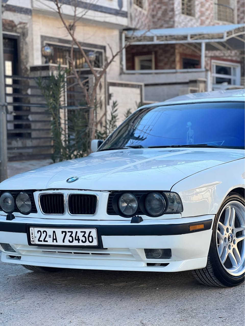 ﷽

ماشاالله لەمالی هەموولایەک _

1991 BMW525i

فول فولی گیرعادی

رەقەم هەولێر تا ٢٠٣٠ نوێ

بیئم ٥٢٥  کەپس

گێرعادی

مۆدیل ٩١کامل کردومە بە ٩٥

//دەبڵ چەکمەجە//دەبڵ ئیرباک//جام کارەبای // سلایت//قف

مەرکەزی//ئاوێنە گوێبەرخە// 

//ناو سپی 👌فورميكا//

//٧باليف//

کێچ ئەلقەیە// پێش پانە //لایت بیلادکامل زینونە // ٤تایەو ویلی ١٨ نوێی لەژێرە//پشتو پێشیم کردوە بە M//دەعمی قورسی نیە موس براوە وەرگەراو بەشەرت //

بەدلیخۆم مەسرەفم تیاکردوە مالیدۆستە هەموگیانی بەشەرت

ژ.*********** كويسينجاك, أربيل
