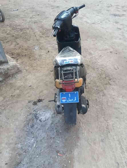 دراجه بطه سوده للبيع مديل 2008 خطين 
شلعه فول 
كلهه شغلاله سلف عوزه باتري جيب الباتري وتعال افحص كرهبايات شغاله هندر   واحد للتشغيل 
دراجه خرسه مكينه نعومه فول 200وبيه مجال بصيط  للطيبين  ديوانيه جلبيه ***********
