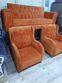 تخم عشر مقاعد نضيف حيل السعر 200،،، ملاحظه اروس هم عادي ودوشمج هم عادي...