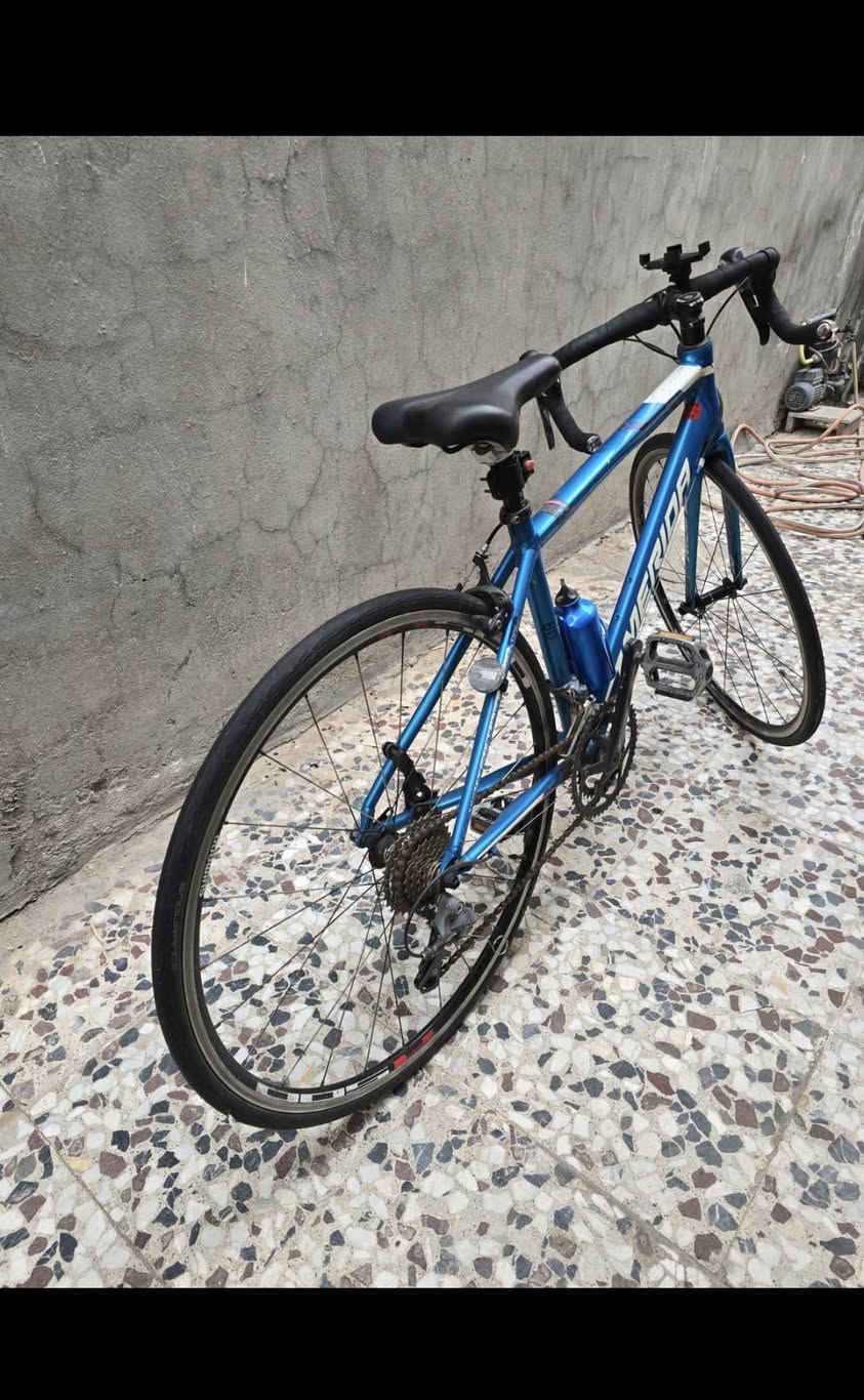 بايسكل للبيع النوع ميردا بايسكل نظيف سعر 285 وبي مجال *********** مكاني بغداد الكرخ
