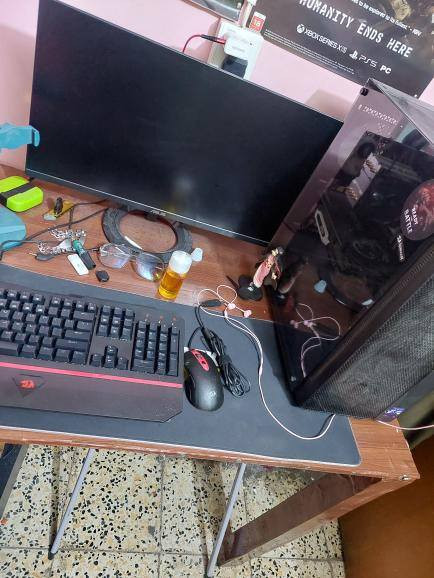 سلام عليكم 
حاسبة مرتبة براندات
وا المواصفات الكرت ما مفتوح ولا مرة 
gpu: 2070 msi gaming x
cpu: i5 10400 f
ram: tforce 2x8 16gb-3200hz
Nvme: 500gb lexar
ssd: 256 hikvision
mb: msi b460 mag tomahawk
psu: ثيرمالتك 550
cpu cooler:  Deep cool
case: matrexx 55
المواصفات كدامك وا بيه مجال
رقم 
***********
بغداد ابو دشير 
سعر 790
