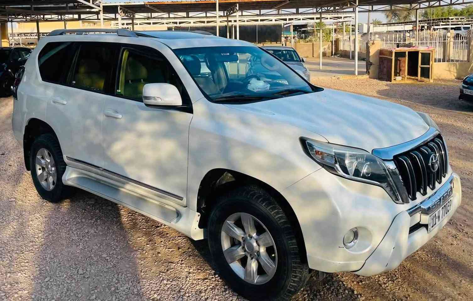 للبيع تويوتا برادو 2014 TXL كفالة عامة
فول مواصفات محرك 6 سلندر  فتحة سقف شاشة وكاميرا خلفية ثلاجة أمامية فول بصمة وحساسات أمامية وخلفية داخلية جلد جديدة جداً  تكييف ثلج لد امامي خلفي مري شفط السيارة بلاد من الداخل والخارج استخدام شخصي ماشيه ١٨٣الف السعر ٣٠٥ بيها مجال 
***********
