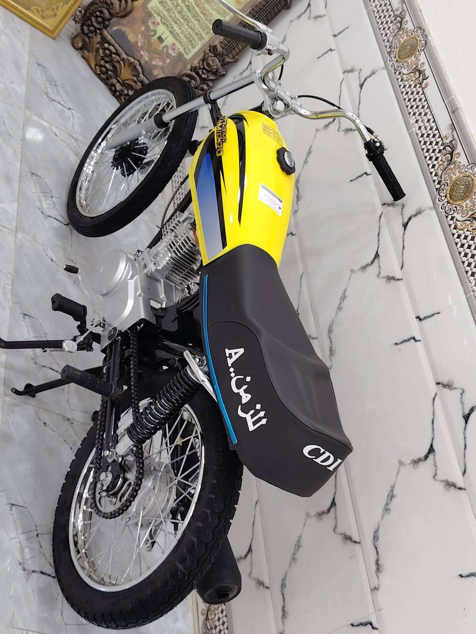 سلام عليكم نامه شلامجه للبيع ادوات برغي ما مفتوح بيها دراجه شوفت عينك وهاذة رقمي ***********
