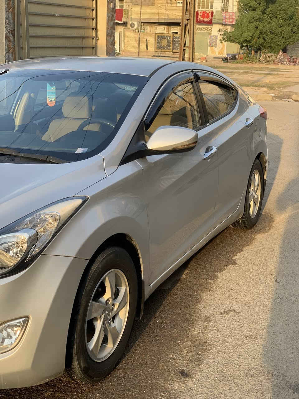 البيع او مراوس لنترة مديل 12 خليجي محرك 1600 دوش رقم اربيل سعر 98 بيهة مجال سونر معة صور مكاني بغداد شعلة *********** اتصل تدلل بي واتساب.
