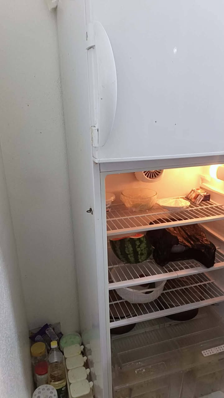 للبيع ثلاجه ١٢٠ بيها مجال الدولاب ٥٠ بي مجال عنوان الأيمن حاوي الكنيسه  بيع مستعجل


**إذا كنت صاحب هذا الإعلان وتريد حذفه لأي سبب، رجاءا أرسل رسالة إلى الدعم الفني**