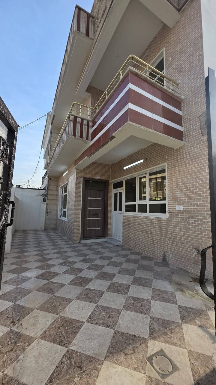 #خانوو_بۆفرۆشتن_فوول_VIP| #بیت_للبیع 

🏠 خانوو بۆفرۆشتن لە 5 حەسارۆك
🔹 ڕووبەری 140 مەتر ڕوکن
🔹 خاوێن و جوان 
🔹 2 طابق + بـەیـتـوونـە
🔹 4 ژووری نووستن (سویت)
🔹 مطبخ + مطبخ عمل
🔹 ژووری میوان + 2 ھۆڵ 
🔹 2حەمام + 4 مرافق
🔹 ڕووی نسارو ڕۆژئاوا

📞 ***********         

🔹 بۆ زانیاری زیاتر 1 بنووسە یان پەیوەندی بکە
▫️▫️▫️▫️▫️▫️▫️▫️▫️▫️▫️▫️▫️▫️▫️▫️

🏠 بیت للبیع في ٥ حساروك
🔹 مساحة 140متر روکن
🔹 بناء نظیف  
🔹 طابقین + بیتوونە
🔹 4 غرفە نوم (سویت)
🔹 غرفە استقبال + 2 صالة
🔹 مطبخ + مطبخ عمل
🔹 2 حمام + 4 مرافق
🔹 اتـجـاە غروب و نسار

📞 ***********          ***********

🔹 لمعرفە سعر اکتب رقم ۱ او اتصل
▫️▫️▫️▫️▫️▫️▫️▫️▫️▫️▫️▫️▫️▫️▫️▫️
✰ ئەگەر موڵکەکانتان دەفرۆشن وێنە و زانیاری بنێرن کڕیارتان بۆ دەدۆزینەوە.
