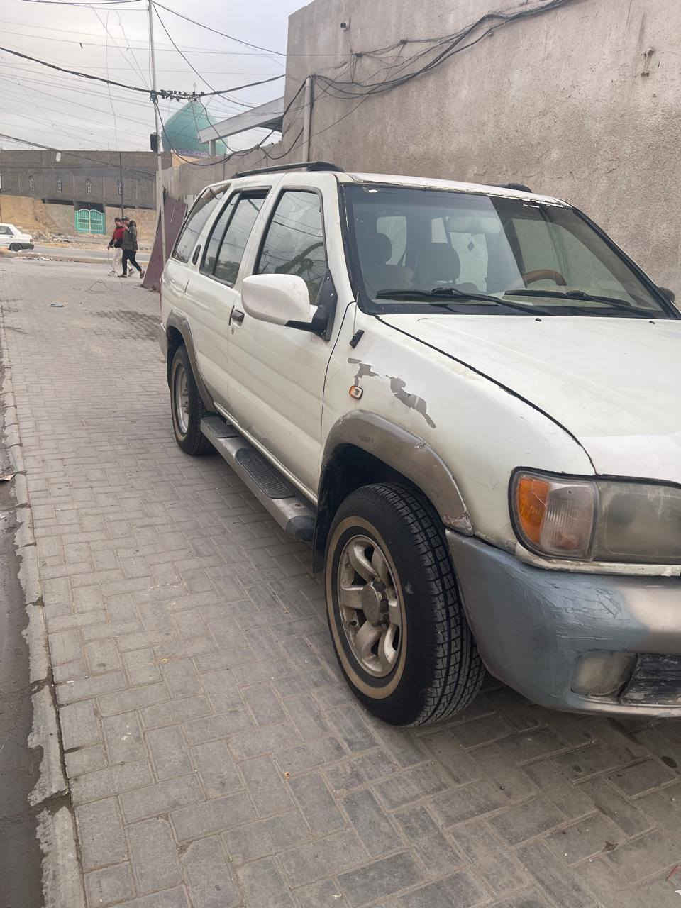 سلام عليكم نسيان باتفندر سياره جهازه موديل 2003 مصبوغه جماليه محرك جديد مال2010 بسمي تحويل ثاني يوم ما عايزه برغي تخم تاير جديد للبيع السعر 65 او مراوس بكيه ام عيون رقم الهاتف***********
