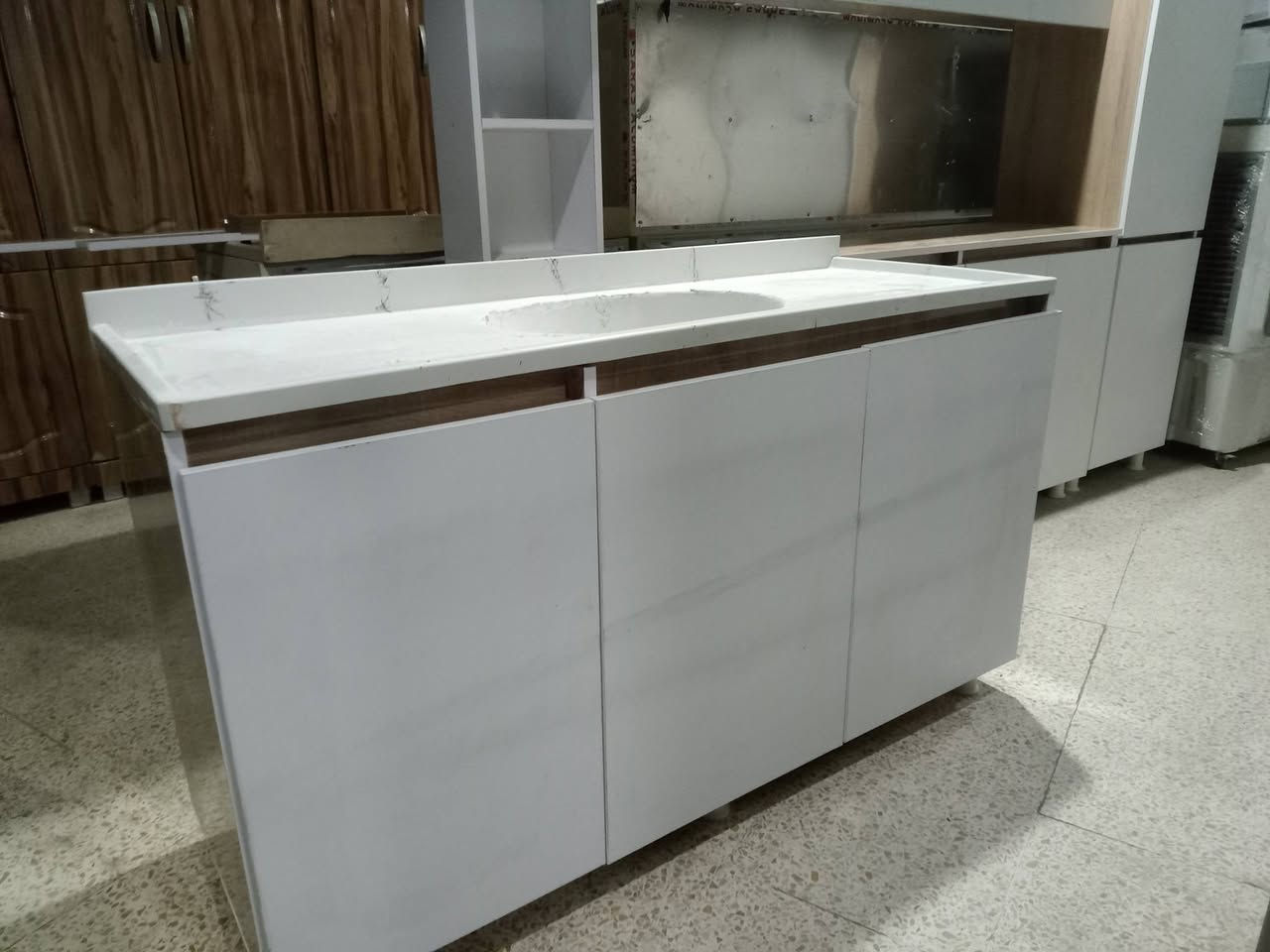 تکایە معامەلەی نی یە نرخی( 450 هـەزار )نرخی کارگە
دوو مەتروو نیو مەخسەل مەترو نیوو

موادی ئێندی ئێف

هەرزانی ئیشی خۆمانە

هەموو بازاڕ بگەڕێ ئینجا وەرە بۆلای من 
نرخ خوار بازاڕ
بەکار نەهاتوو
پەلەبکەو سەردانمان بکە 
شوێن چم چماڵ گەرەکی ئەنفالەکان  تەنیشت خەسلی بریقە
پێش ئەوەی بگەیتە مزگەوتی سالار فەقێ
 ئەو فەرعەی دەچێ بۆ ئاسایشەکەو مەرکەزەکە
***********
***********
@everyone
