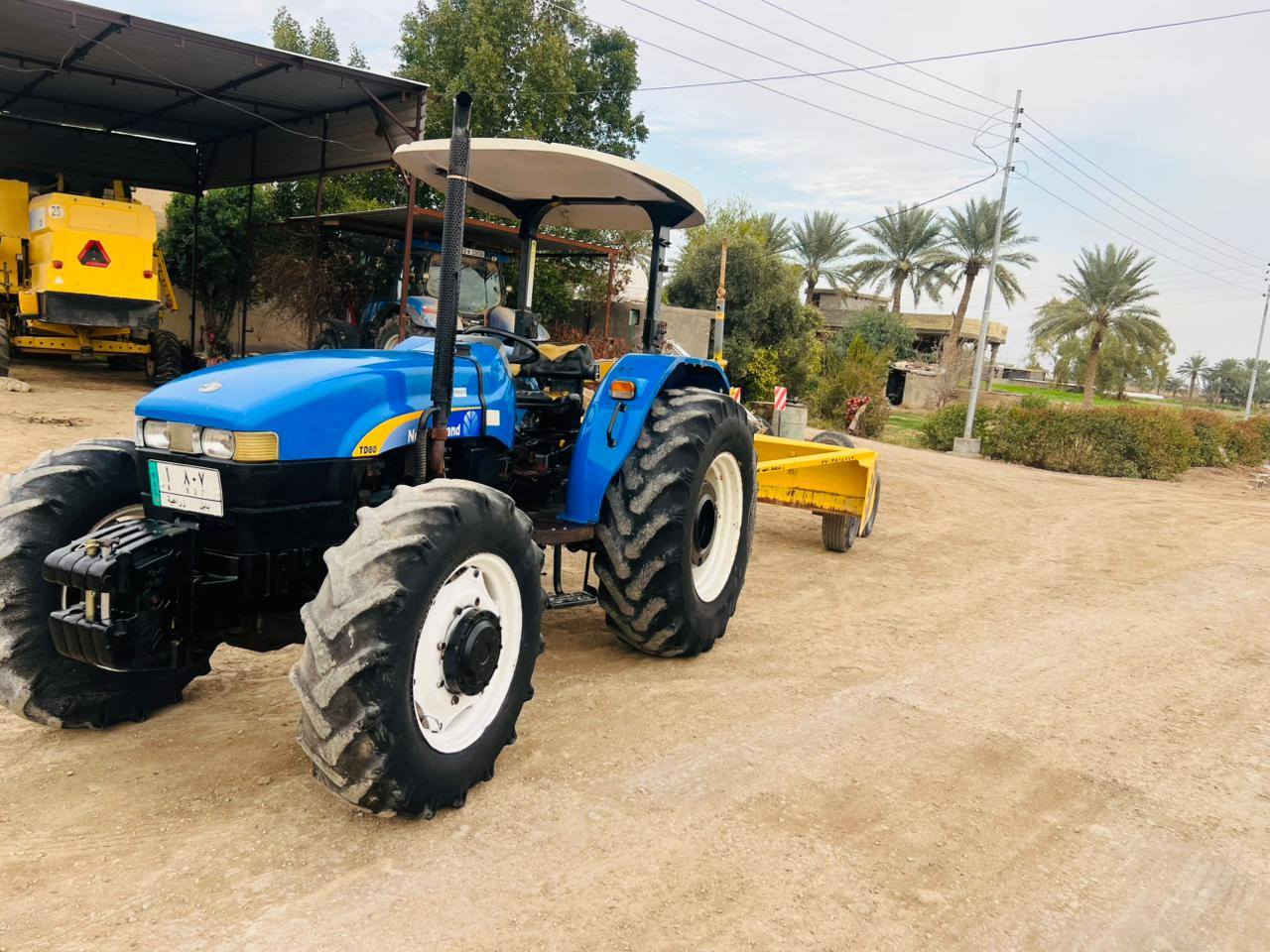 للبيع نيوهولند 2011 رقم وسنوية ورثه بدون تحويل مكينة خير من الله أي نقص ما بيه محرك لا تبخير ولا تنقيص كير واكسن مكفولات كهربائيات شغاله مكينة مال جناي السعر 16 مليون ونص  المكان بابل قرب خط السريع للأستفسار ***********
