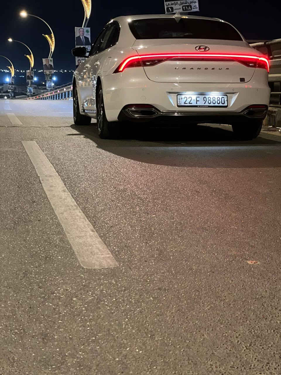 السلام عليكم شباب
ازيرا كراندر موديل 2022 غاز بلادي فقط 
فول موصفات رقم اربيل 
السياره كفاله عامه من كلشي حتى الدعاميات كفاله 
كير محرك حداديه تخم تاير جديد توني شاده قبل اسبوع 
السونار مرفق مكان سياره ديوانيه السعر 220 رقمي ***********
