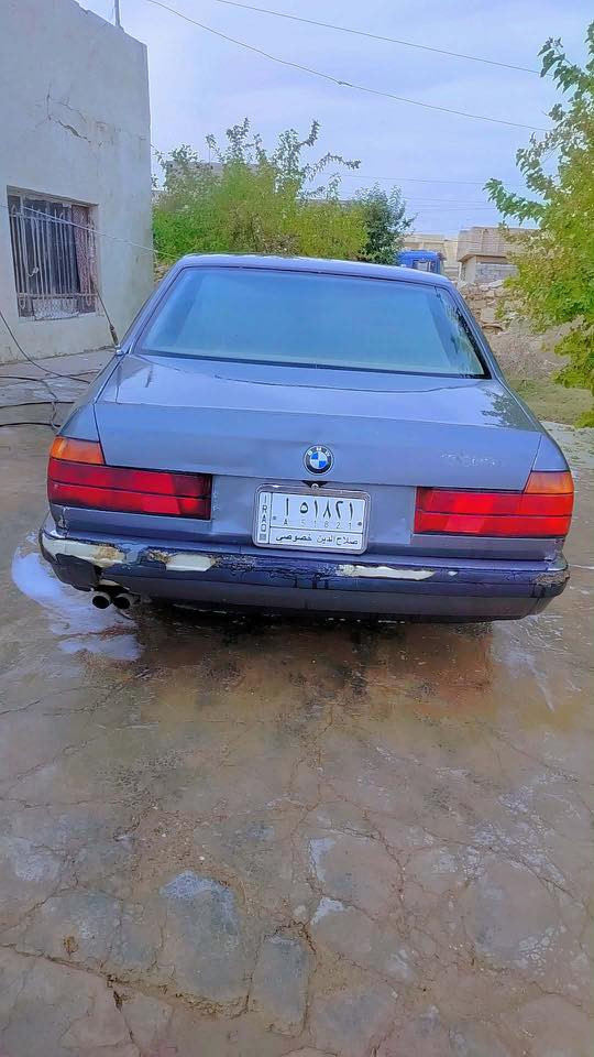 بي ام 735
محرك فل 
كير أوتو 
كير محرك شرط 
صدر تايرات شرط 
كهربائيات كلهة شغاله 
السيارة جاهزة 
سعر 37 وبيها مجال شي قليل 
رقم صلاح الدين تريد تحويل تريد وكاله 
مكاني صلاح الدين الزويه هـ ***********
