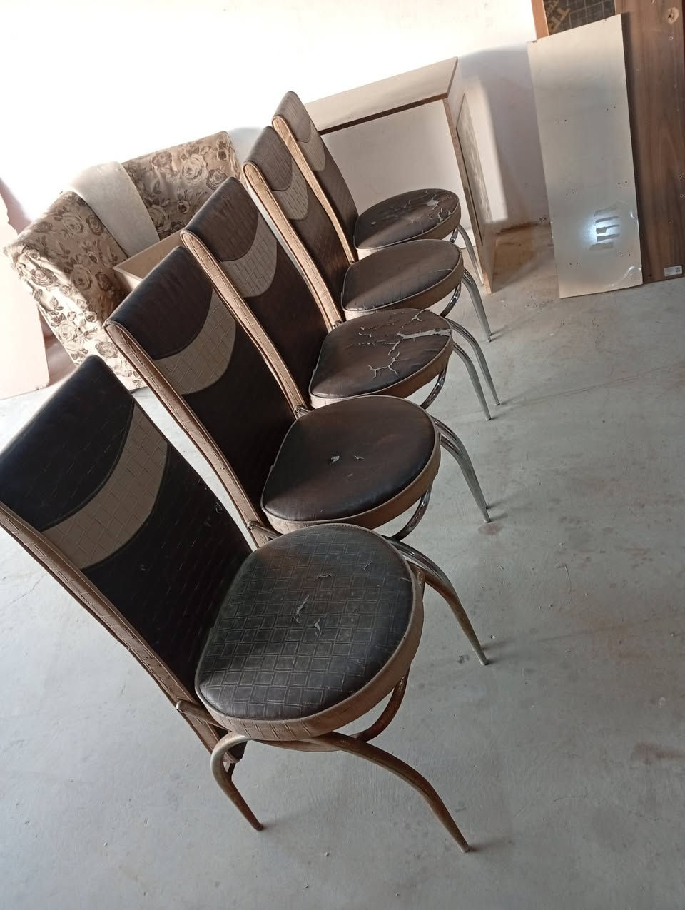 ديوان سعر٧٠الف للستفسار***********
