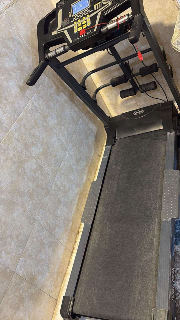 جهاز جري اخو الجديد شغال كامل بسعر ٢٥٠ وبي مجال مكانه حي الصمود


**إذا كنت صاحب هذا الإعلان وتريد حذفه لأي سبب، رجاءا أرسل رسالة إلى الدعم الفني**