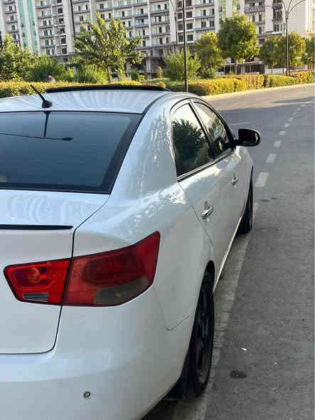 بەناوی خوای گەورە. کیا سیراتۆ  مۆدێل ٢٠١٣  گێرتۆماتیک  فولمواسەفاتی  ئاوێنە شەفت سوکان ڤۆلیۆم سلاوید. سوکان شەفت  چوار ویل کرۆم   کوشین قوماش ناورەش.  گێر  بەشەرت مەکینە بەشەرت تەبرید لەسەر سلف  دوو پارجەو نتو سبوخی هەیە بێناوگرتنن دوو قۆپ بێسبوخ  یەک ملیۆنن خرامە دوای محامەلە دەی جێرینەوە  سەنەوی ژینگە تا ٢٠٢٦ /٢  بەناوکردن بەشەرت ١٠٨$ مەجالەجی برایانە  *********** أربيل
