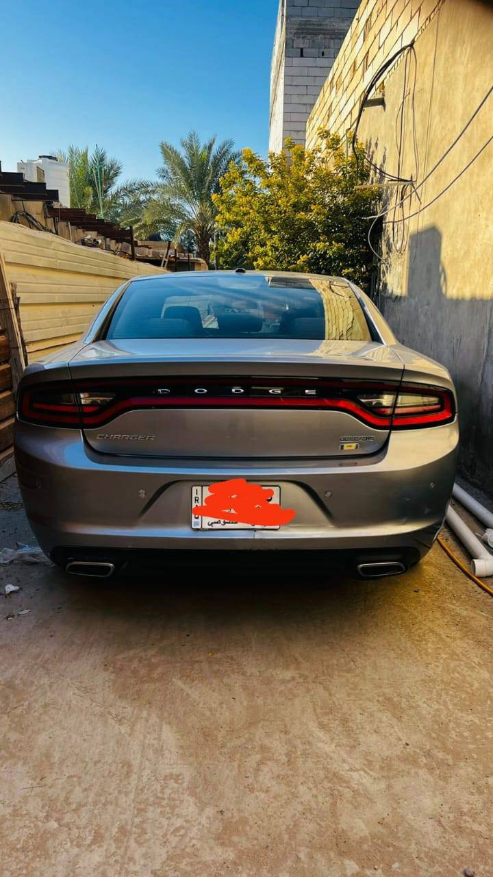 السلام عليكم جارجر للبيع بسمنه سنويه جديده حادثهه جاملق وبنيد رقم بصره موديل١٥ مسجله ١٦ سعر١٥٥ مكانهه بصره ابوالخيب***********
