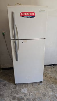 ثلاجات للبيع 07708285052 عالفحص والوصولات وياهن وضمان  غرض البيع سفر