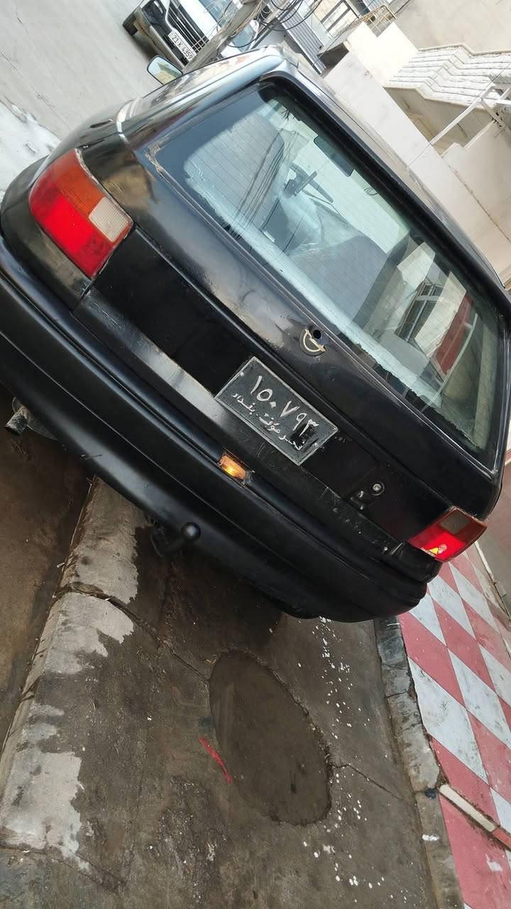 سڵاوی خوای گەورە لە هەموو لایەک ئۆپڵ
مەکینە ١٦. قایش پان. 
مۆدێل ١٩٩٣ 
گێڕ مەکینە بەشەرتی ١٠ فیتەر 
گەرمی فڵچە. لایت. بەرز نزم. کارەبای هەموی بەشەرت. 
٤ تایەی لۆکی لە ژێر دایە.  دەعموو لێدراوی نیە.  بەشەرت. 
ئاڕمی هەیە سەیارەکە بەس ون بوە. بەشەرتی ئەوەلیات و ماڵی مەدەنی بەشەرت.  سەیارەکە هیماڵی خۆمە.  مەسروفی چاکم لێکردوە نوقسانیم تیا نەهیڵاوە.  سەعری. ١٣ گەڵا و معامەلە.  
***********
