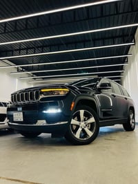 من رخصه الادمن للبيع السياره خليجيه جديده جدا مكفوله كفاله عامه ماشيه ...