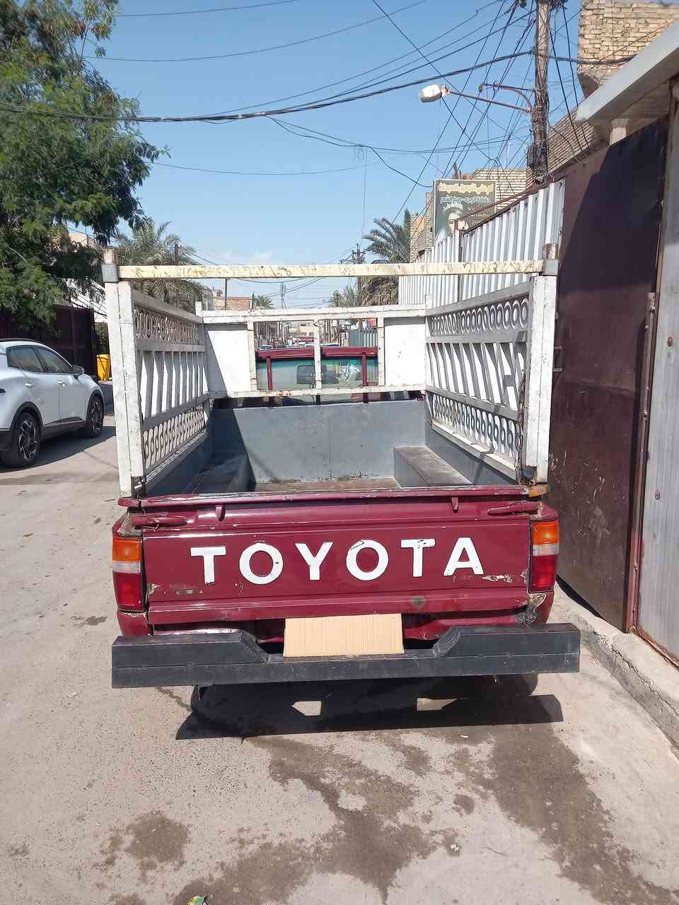 السلام عليكم ورحمة الله وبركاته سيارة بيكم تيوتا موديل(٨٧) رقم ديالى ألماني السعر(٣٨) وبيها مجال العنوان بغداد الجديدة الرقم *********** موجود واتساب
