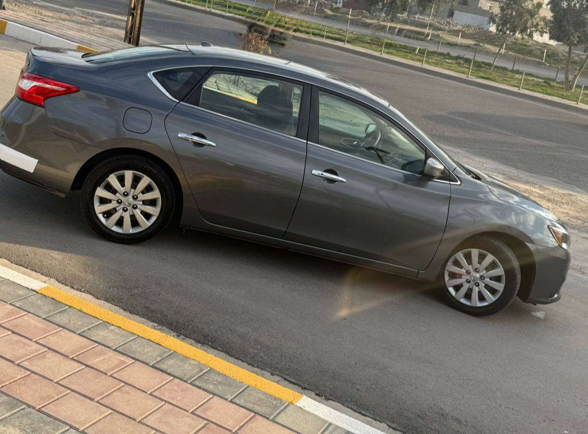 نیسان سێنترا 2017 مواسەفاتی sv 
دوو دەراگای بەسمە و سێ مۆدی لێخووڕین (ئیکۆ-نۆرماڵ-سپۆڕت) و تراکشن کۆنتڕۆڵ و سووکان ڤۆلیۆم 
سەیارەکە لە ٢٠١٨ خۆمان ڕەقەمان کردووە و یەک دەسە بێ کەم و کوڕیە گێڕ و مەکینەی بە شەرت سارد و بۆیاخ و کرانەوە هیچی نییە حسابکە کلینە تەنها قۆپێکی لەسەر سنووق و قۆپێکی لەسەر بۆنیتەکە هەیە هی ئەریکایە و ئێرباگ سووکان سیستەمە تەنانەت دەعامێکانیشی بۆیاخی نییە 

سعر لە کۆمێنت داوابکە ڕاستەخۆ بۆت دیت 📩 

١٠٢،٠٠٠ کیلۆمەتر حەقیقی ڕۆشتووە 
ڕەقەم و سەنەویشی تازەیە

ژمارەی خاوەنی 
***********
