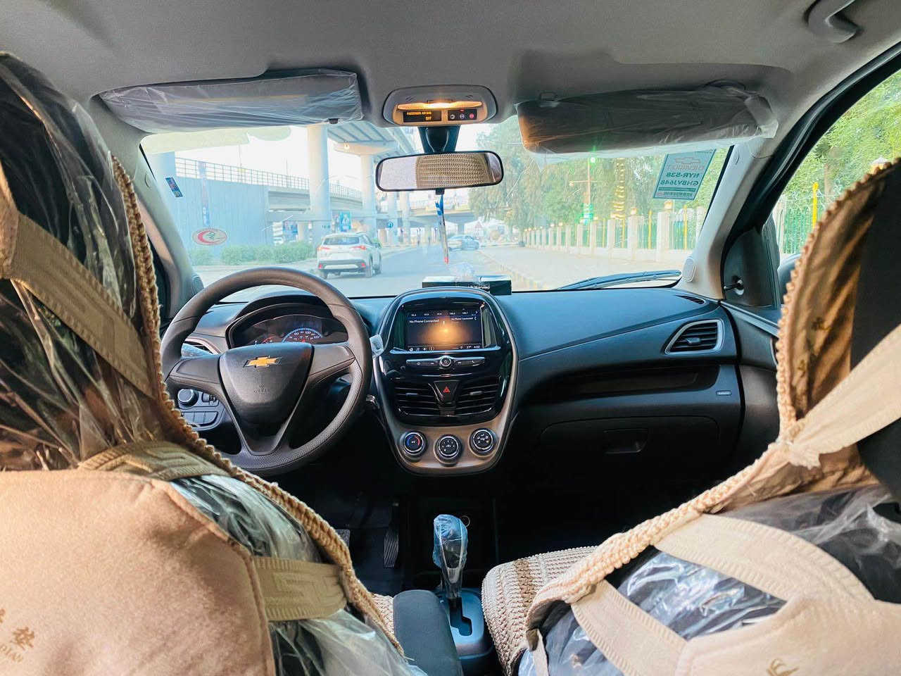 سلام عليكم شوفر ليت سبارك 2020 رقم بغداد مشروع وطني ثاني يوم المداور لون مميز بنفسجي ماشيه ٤٧ سياره جديده وجاهزه محرك وكير وتبريد كفاله تخم تاير جديد حداديه جديده مكاني ناصريه واتسااب *********** السعر ٨٥ ناصرية, ذي قار
