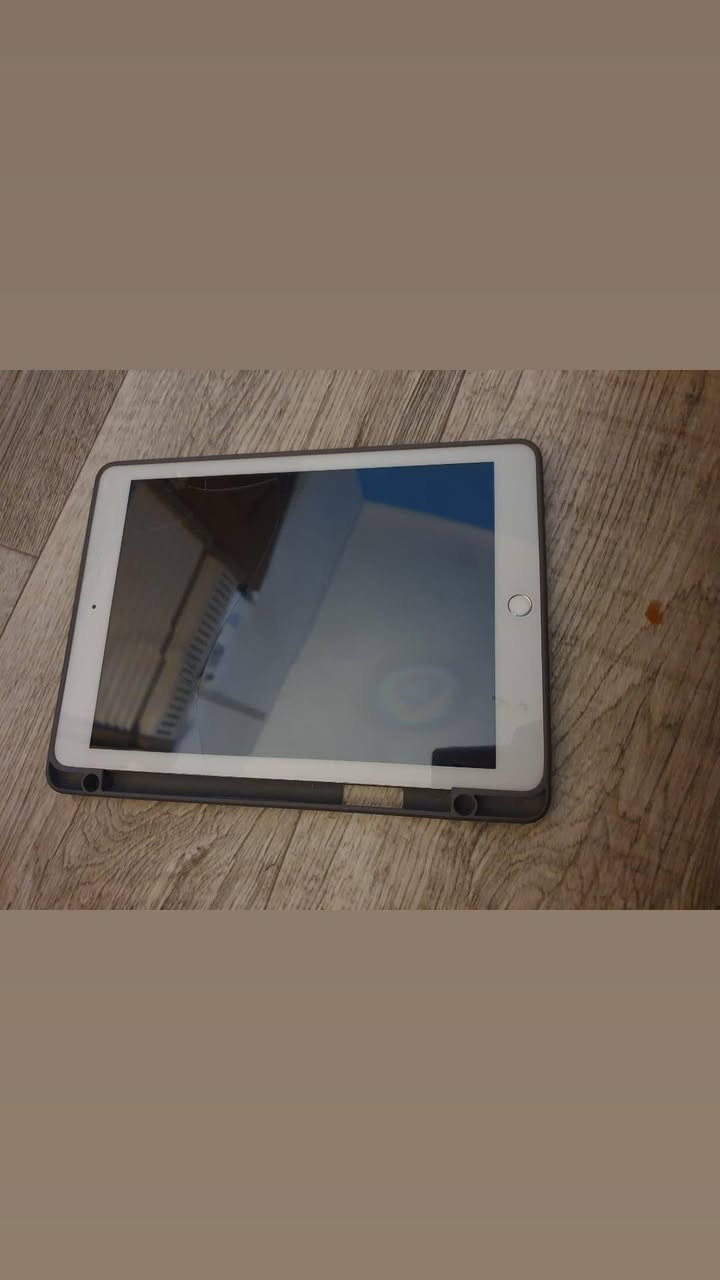 ايباد ٦ ذاكره ١٢٨
مبدل بطاريه   سعره ب١٣٠ وبي مجال


**إذا كنت صاحب هذا الإعلان وتريد حذفه لأي سبب، رجاءا أرسل رسالة إلى الدعم الفني**