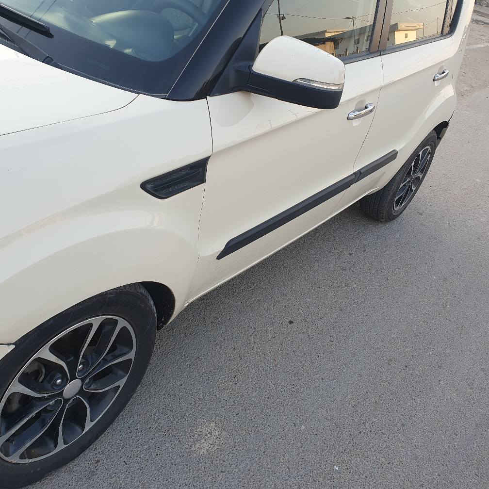 سلام عليكم كيه صول موديل 2013 فول الفول بيه صبغ ٣ قطاع شخوط عنوان بغداد مدينه الصدر ***********
