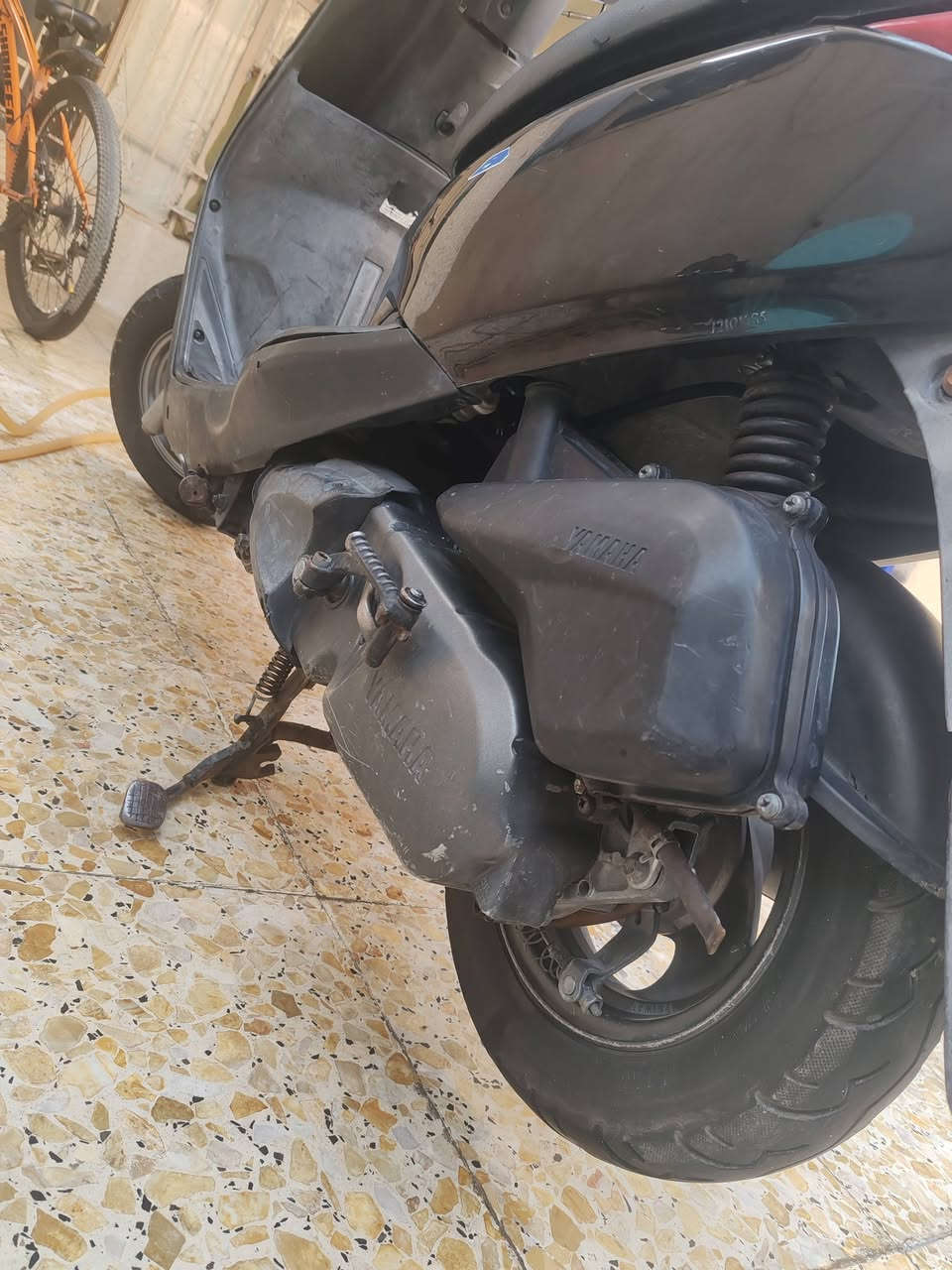 بريز   سرعه140🔥🔥 
مكفوله كفاله عامه السعر450قفل
دراجه كلش نصيفه مابيه نقص 
كلشي بيها شغال سلف هندر  
 مابيه نقص مفاتح بيه برغي 
بيه منفيس الدراجه مكاني بغداد البياع الشهداء ***********
