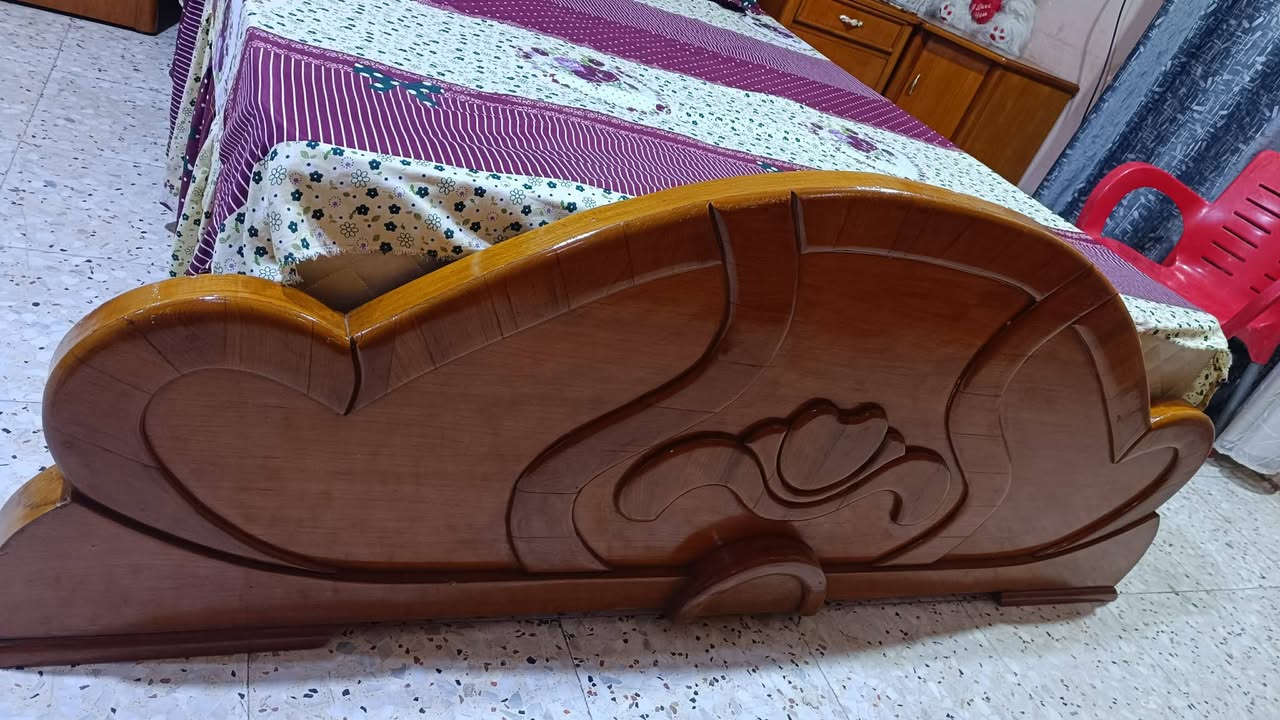 غرفه تسكام صاج داخل وخارج دنك ونقش كوله بورمي ام السته طابقين ظهر جرجوبه نضيفة كولش مكاني محاويل للاتصال ع الرقم ***********
