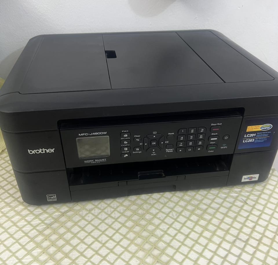 طابعة مستعملة للبيع :
🔹النوع: Brother
🔹 الموديل: MFC-J480DW (Work Smart Series)
🔹 الوظائف: طباعة + سكنر + تصوير + فاكس
🔹 تدعم WiFi (تطبع من الموبايل واللابتوب بسهولة)
🔹 جودة طباعة عالية (ألوان + أسود)
🔹 استخدام نظيف وحالتها جداً ممتازة

📌 مناسبة للطلاب، المكاتب، والاستخدام المنزلي

💰 السعر: (١٥٠ الف)

📞 للتواصل خاص أو اتصال على هذا الرقم 
        *********** يوجد فيه واتساب 

✨ فرصة حلوة للي يريد طابعة عملية وسعرها مناسب
