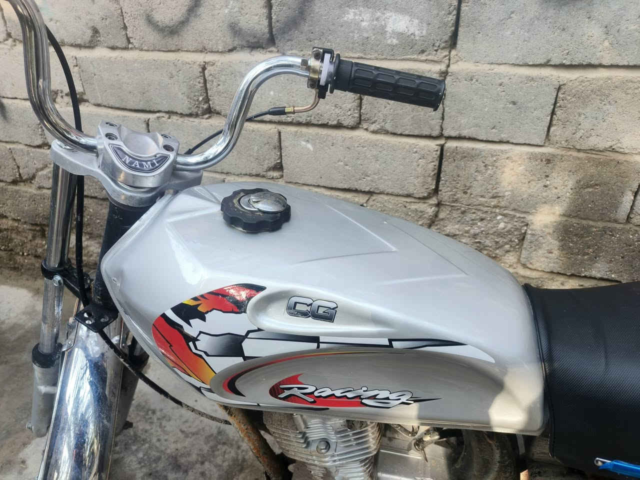 سلام عليكم تنكي للبيع هوا وصفاحياته جديد جديد مركز اسكان صناعي 
***********
