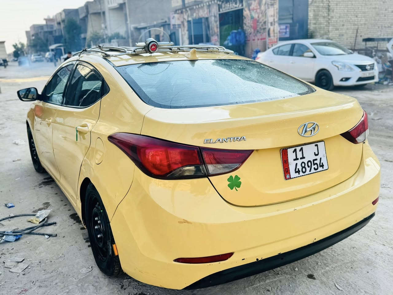 سلام عليكم
للبيع النترا مضلع
موديل 2015
بسمي مرقم بغداد كامل
مصفره هيئه غرامات
وارد أمريكي حادث جاملغ خلفي 
بدون حوض او تكم 
كفاله محرك كير حداديه
تخم تاير جديد
ويل اسود حراري جديد
باتري جديد 
مكاني بغداد الدورة
تواصل***********
