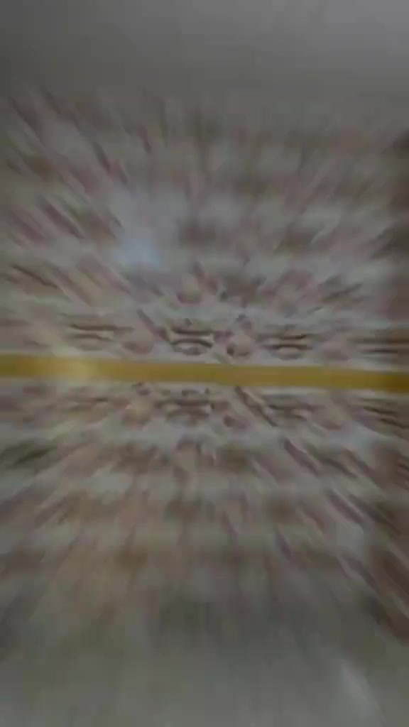 ‏توفر لدينا دار حديث للبيع المساحة 40 واقع حال 57 الدار ركن على شارع 20 احتوى على3 غرف نوم ومطبخ واستقبال وخدمات العنوان الشعب خلف النادي العربي مقابل عيادة الأسنان الاستفسار ***********
