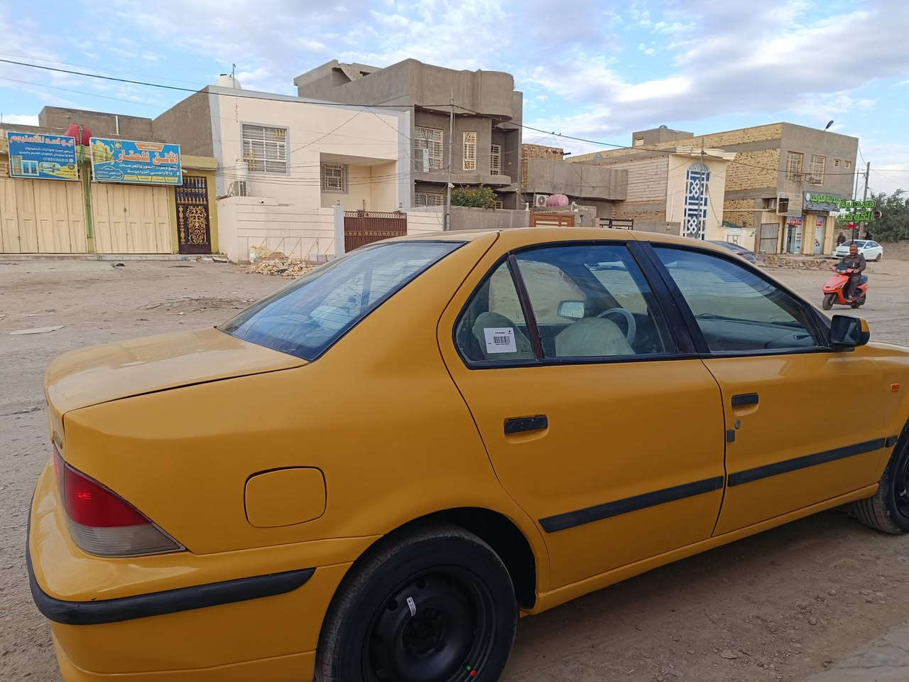 السلام عليكم
سمند موديل 2010 هيئة وغرامات مصفرة سنوية لل 2030 رقمها انگليزي مكينة بيها خيط بخار حدادية جديدة تخم تاير 

السعر 32$ مكاني الديوانية وبيها مجال قليل للشراي 

رقم الهاتف / ***********
