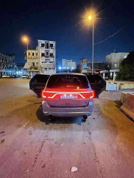 دودج دورنكو
موديل: 2022 – اللون: اسمنتي
مرقم اربيل تريد وكاله او تحويل حاضر
المسافة: 67 الف ميل فقط
المحرك: المرغوب HEMI 5.7 V8 – وارد أمريكا
🔹 الحالة: بيها مكانين بارد ضرر قليل بيها السياره 
السيارة نظيفة جدًا وبدون أي نقص.
كلش حلوه ونضيفه ما ماتعوبه ابد

💎 المواصفات: RT فول معروفه

تشغيل بصمة + بصمة أبواب
كشن كهربائي
فتحه سقف
جنطه كهرباء
شاشة كبيرة مع نظام ملاحة وخرائط
رادار جانبي - خلفي – امامي - نقطة عمياء 
7 راكب
اشاير بلمري
وضعيات قيادة (Eco / Sport)
تبريد 3 مناطق
دفع رباعي (4x4)
حساسات خلفية + مانع انزلاق
لايت LED زينون
أبل كاربلاي + AUX
تخم تاير جديد
سعر: 368 ورقه

الهاتف: ***********
