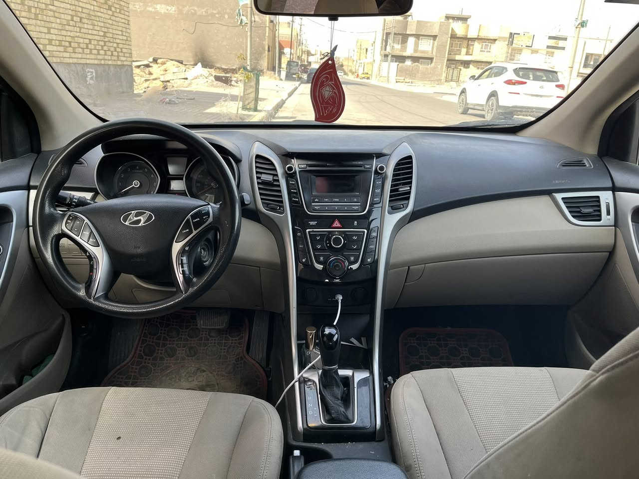 السلام عليكم النترا موديل 2016 سعر 98 وبيه مجال قليل رقم بغداد بأسمي  سونار مرفق مع الصور مكان السيارة كربلاء للتواصل ***********
