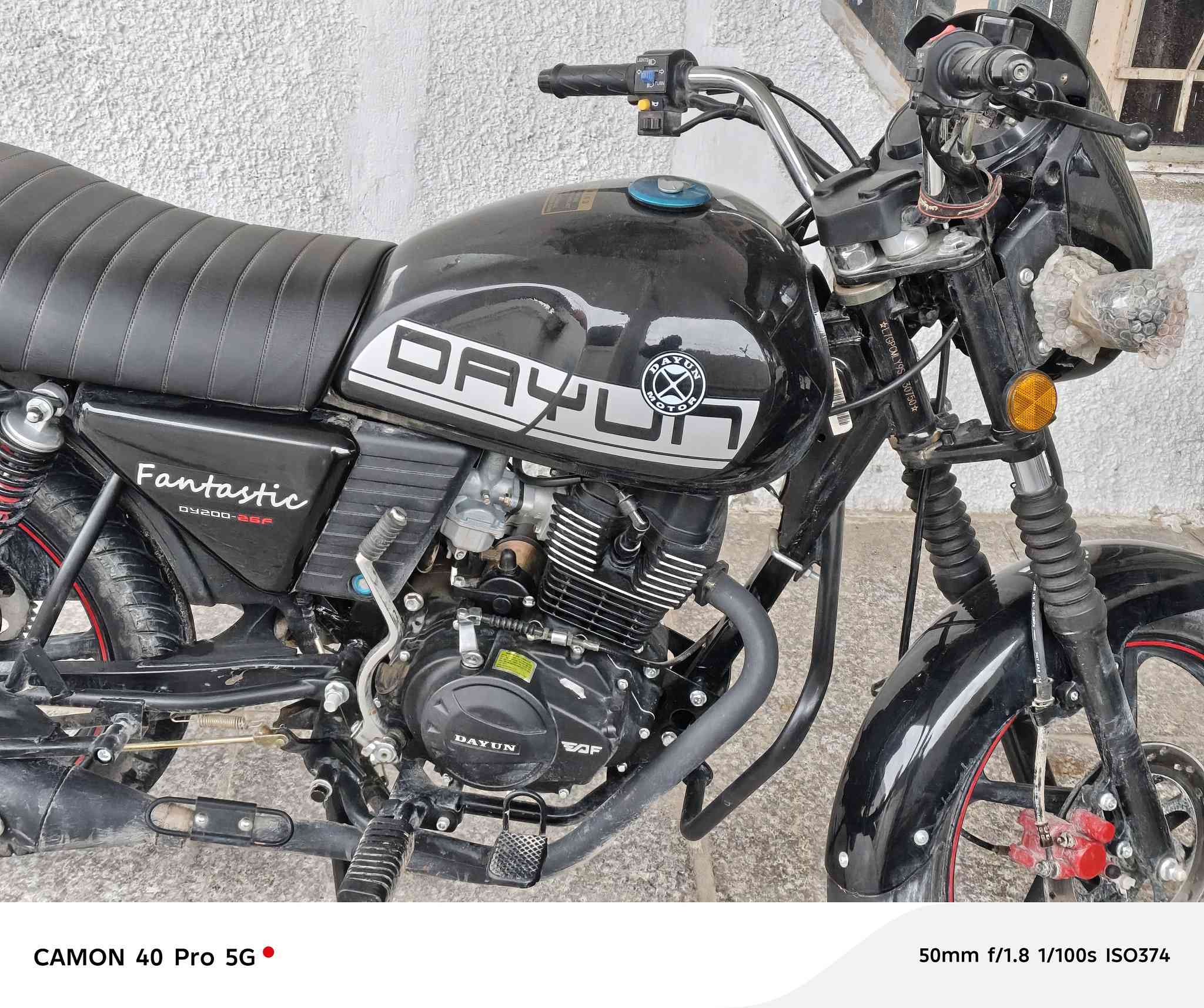 سلام عليكم 
دراجه دايون نفخ للبيع موديل ٢٥
نضافه فول اوراق اسكنر 
الشراي يفضل خاص 
مو شراي لا تعلق فدوه 
للستفسار//***********//
