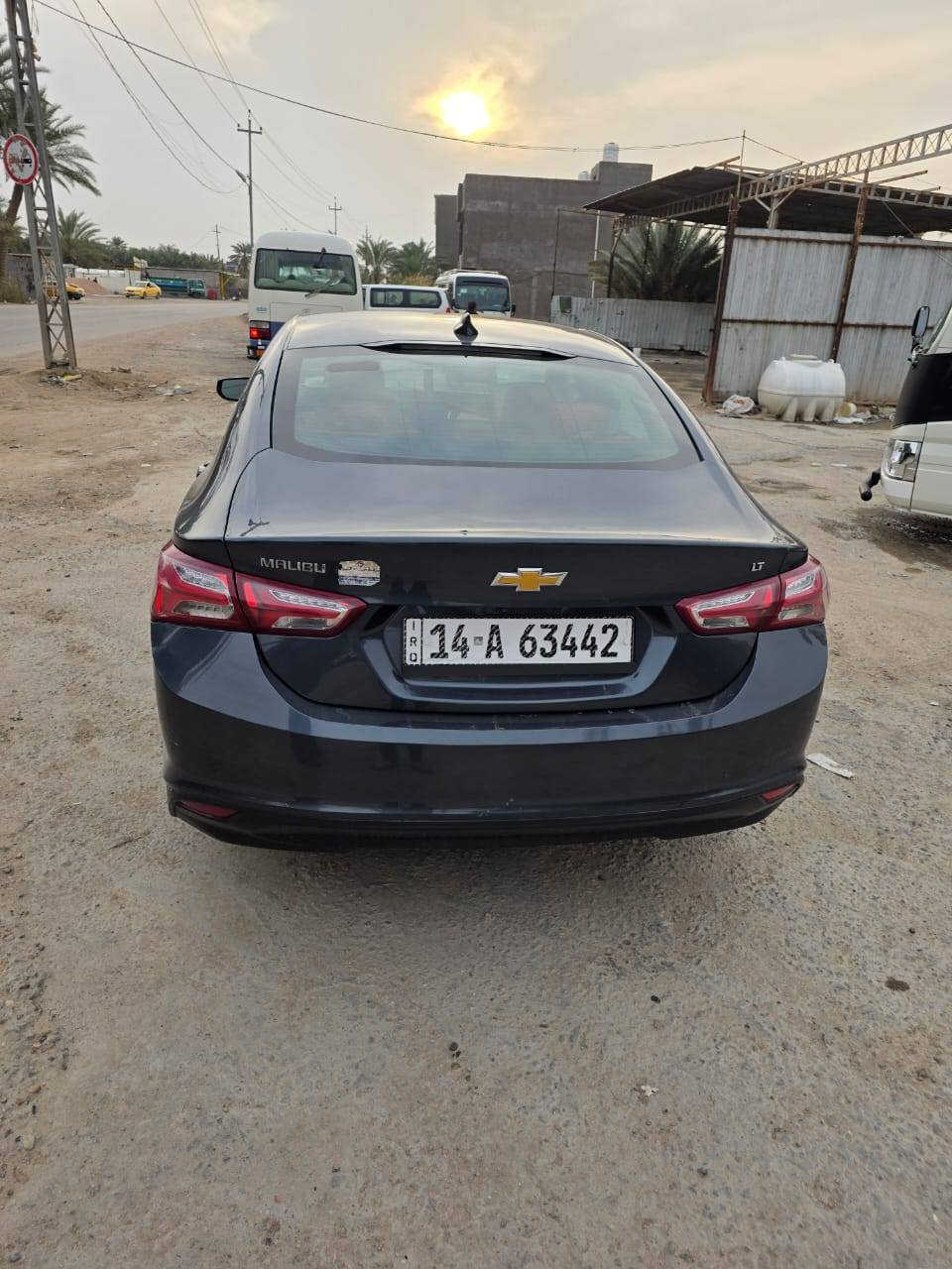 السلام عليكم ماليبو 19 حادثه جاملغ امامي سعرها 103 بيها مجال موصفات LT حره رقم بصره
موبايل ***********
*********** عنوان السماوه
