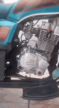 ‏سلام عليكم ستوت كربلائي موديل 23 رقمه سنوية مقفولة من كل شيء تحويل ثاني يوم السعر ثلاثة ومئة وخمسين وبيها مجال للطيبين مكاني بصره قرمة علي رحمة تلفون ***********
