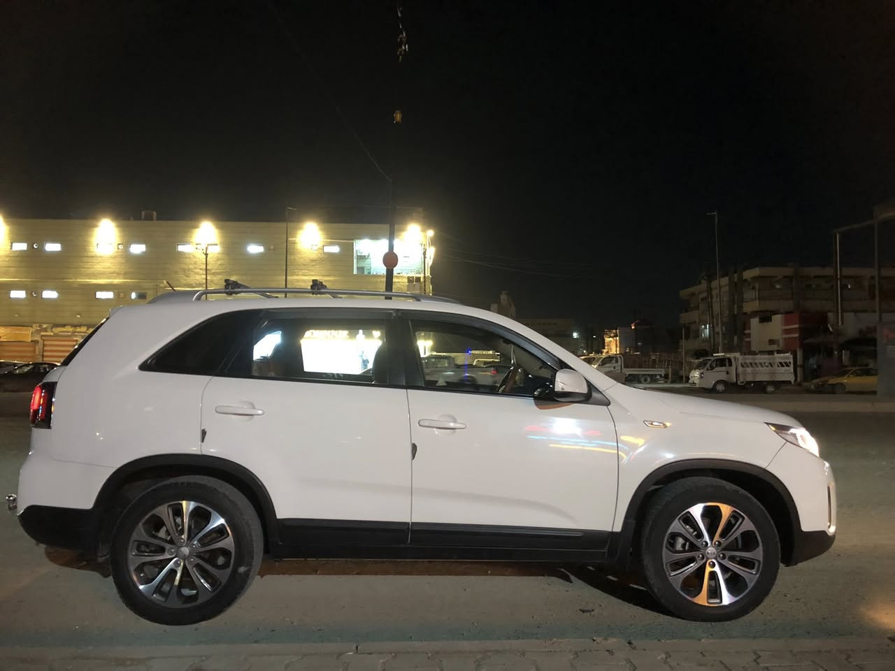 السلام عليكم
موديل 15 بيها نص باب السايق رجع ابو ستوته عليها يعني قطعة ماشيه ١٣٥ 
خليجي ٧ راكب ٣ قطع تبريد مكينه ٣٥٠٠ 
بأسمي ومكانها ديالى 
موجود ع النت


**إذا كنت صاحب هذا الإعلان وتريد حذفه لأي سبب، رجاءا أرسل رسالة إلى الدعم الفني**