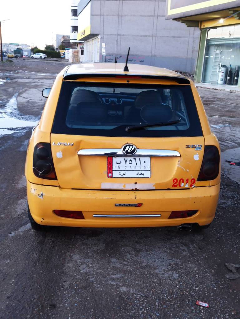 السلام عليكم 
ليفان 320 
موديل 2012
كابون بانزين بيها
سستم سماعات 
باتري جديد 
زوج تايرات جديد 
كهربائياتها كلها شغالة 
رقم بغداد الماني 
سنويه تسقط سنة 2027
محرك بداية صرف 
كير شرط 
تبريد وتدفئة شرط 
غرامات صفر وهيئة عليها مال سنتين تقريبا ع المشتري 
سياره ضررها بوند وجاملغ صبغ بدون دواخل شرط 
شرط التحويل  بالموصل 
السعر 28$ وبيها مجال للطيبين 
للأستفسار اكثر

*********** موصل, نينوى
